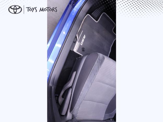 TOYOTA Auris 1.8 HYBRID 136h COLLECTION  