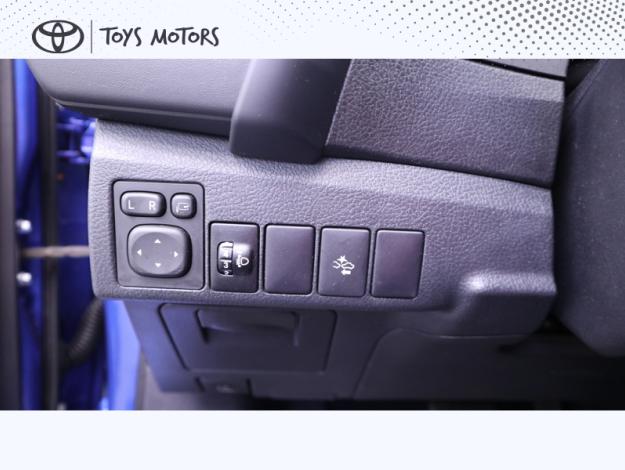 TOYOTA Auris 1.8 HYBRID 136h COLLECTION  