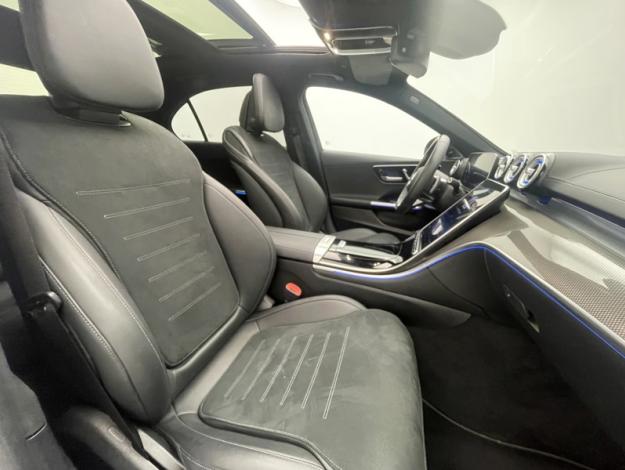 MERCEDES-BENZ C 300 de Berline AMG Toit Pano  