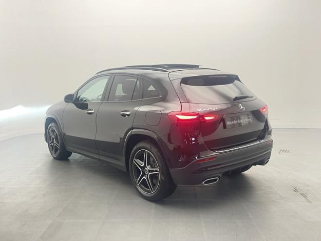 MERCEDES-BENZ GLA-Klasse GLA 250 e Off-Roader