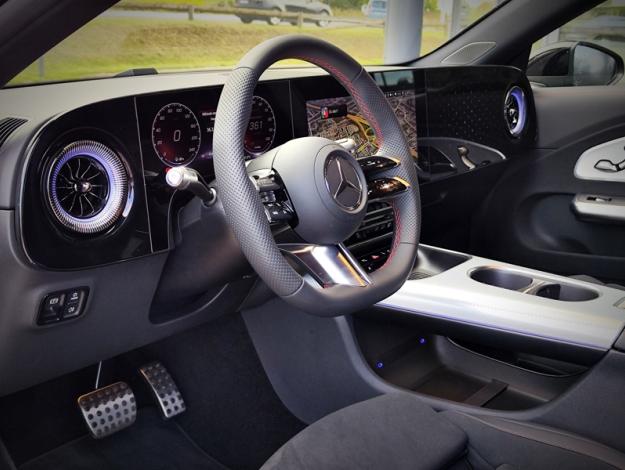 MERCEDES-BENZ CLA Coupé   CLA 250+ avec technologie EQ