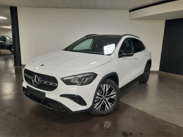 MERCEDES-BENZ GLA 180 Progressive Line  GLA 180 Progressive Line