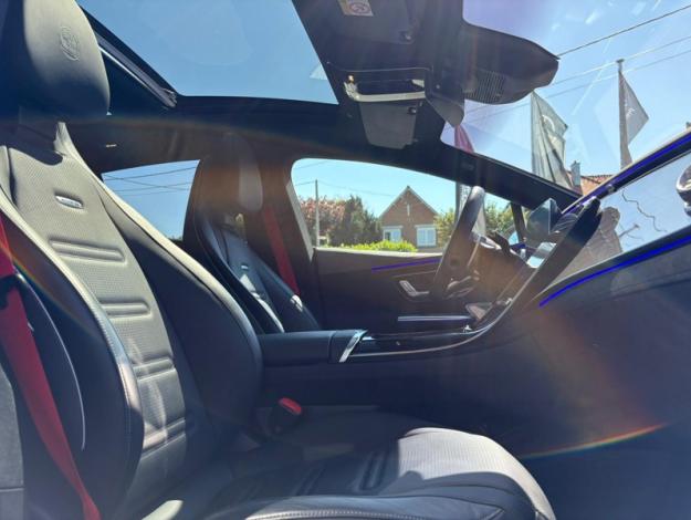 MERCEDES-BENZ EQE 43 AMG 4matic Pano Burmester Head Up  