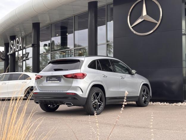 MERCEDES-BENZ GLA 200 d AMG Line  GLA 200 d AMG Line