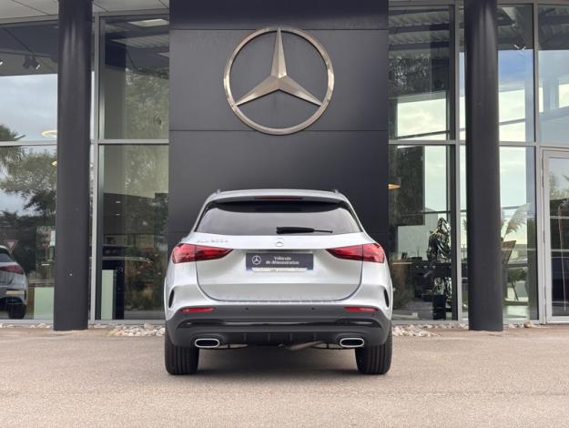 MERCEDES-BENZ GLA 200 d AMG Line  GLA 200 d AMG Line