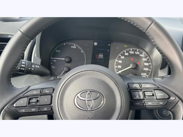 TOYOTA Yaris Hybride 116h Dynamic Business   