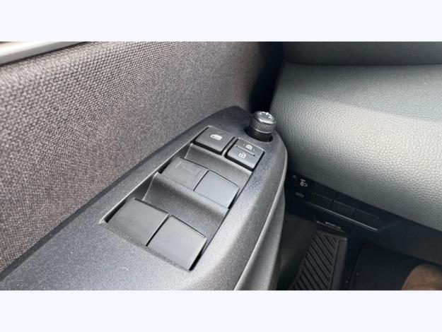 TOYOTA Yaris Hybride 116h Dynamic Business   