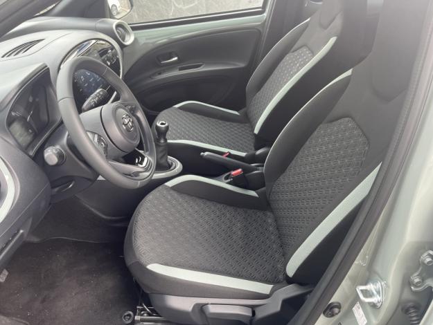 TOYOTA Aygo X 1.0 VVT-i 72 Design  AYGO X 72 CH BVM5 DESIGN ZENRADAR MY24.