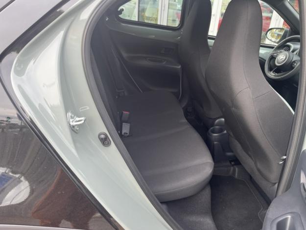 TOYOTA Aygo X 1.0 VVT-i 72 Design  AYGO X 72 CH BVM5 DESIGN ZENRADAR MY24.