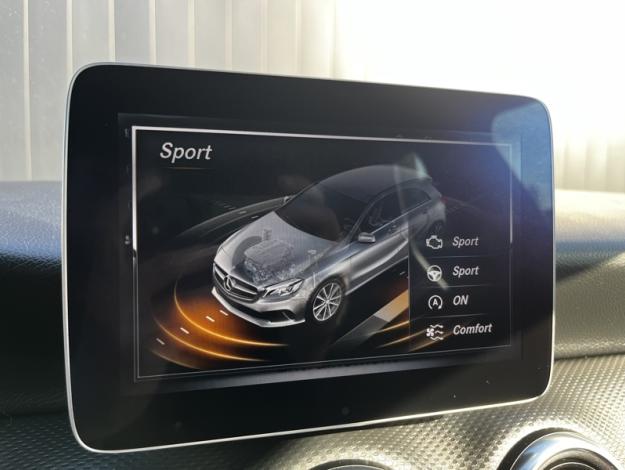 MERCEDES-BENZ Classe A A 180 Inspiration  Classe A/176 A 180 Inspiration
