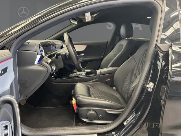 MERCEDES-BENZ CLA 180 Shooting Brake Luxury Line  