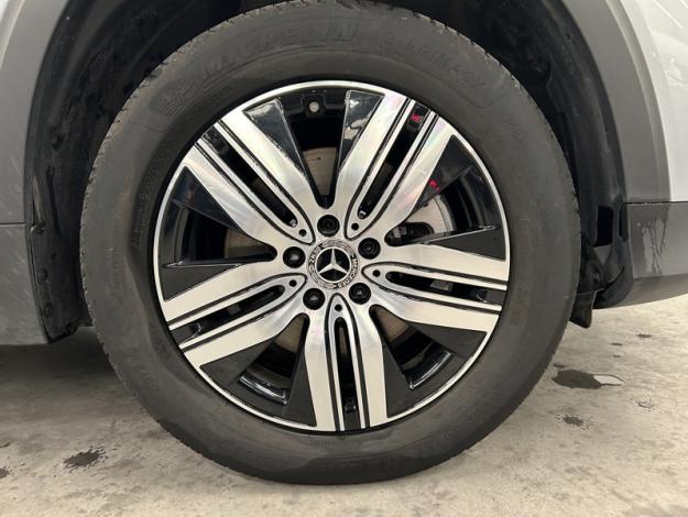 MERCEDES-BENZ EQB 250 + Luxury Line Facelift  