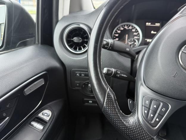 MERCEDES-BENZ Vito 119 CDI 4x4 Mixto Compact Select 