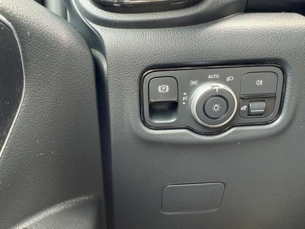 MERCEDES-BENZ Vito 114 CDI 4x4 Mixto Long  