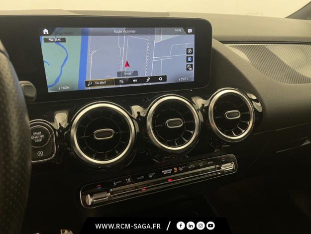MERCEDES-BENZ GLA 200 d AMG Line  GLA 200 d AMG Line