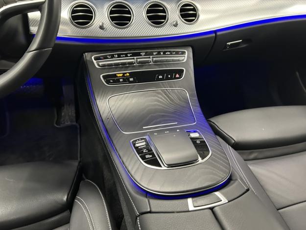 MERCEDES-BENZ E 300 de Berline Luxury Line  