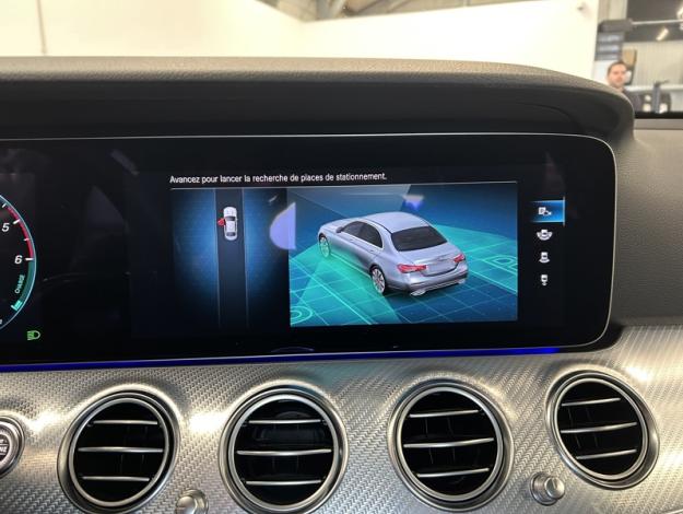 MERCEDES-BENZ E 300 de Berline Luxury Line  