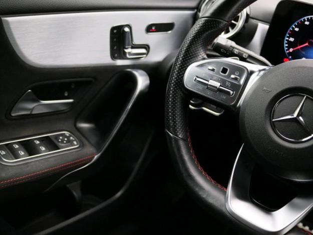 MERCEDES-BENZ A-Klasse A 180
