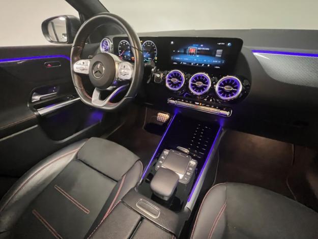 MERCEDES-BENZ GLA 250 e AMG Line  