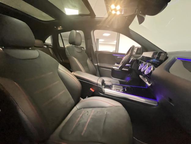 MERCEDES-BENZ GLA 250 e AMG Line  