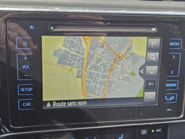 TOYOTA Auris 1.8 HYBRID 136 COLLECTION  
