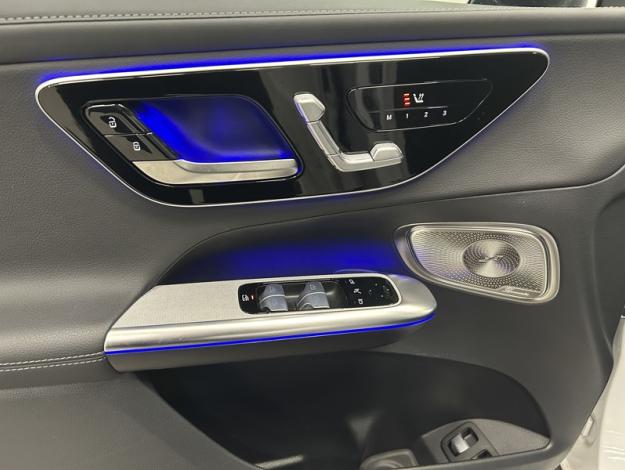 MERCEDES-BENZ GLC-Klasse GLC SUV 300 e 4MATIC Business Line