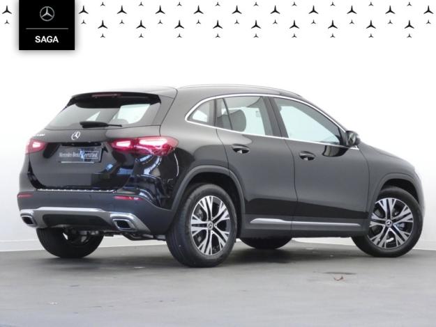MERCEDES-BENZ GLA 180 Progressive Line  GLA 180 Progressive Line