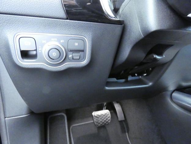 MERCEDES-BENZ GLA 180 Progressive Line  GLA 180 Progressive Line