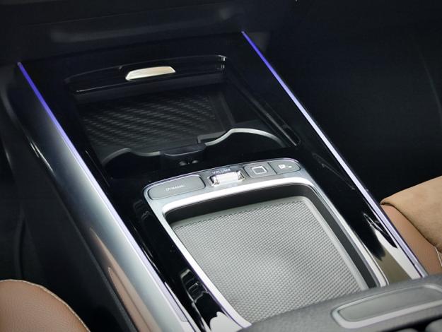 MERCEDES-BENZ GLA 250 e Hybrid EQ AMG Line  GLA 250 e Hybrid EQ AMG Line