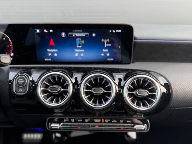 MERCEDES-BENZ Classe A 200 d AMG Line  Classe A 200 d AMG Line