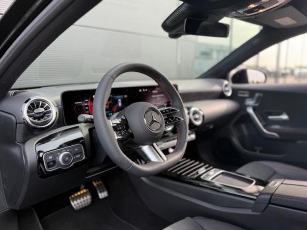 MERCEDES-BENZ Classe A 200 d AMG Line  Classe A 200 d AMG Line
