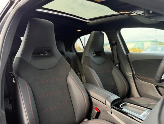 MERCEDES-BENZ Classe A 200 d AMG Line  Classe A 200 d AMG Line