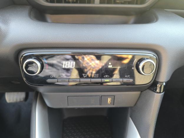TOYOTA Yaris Hybrid Design  1.5 116 ch 