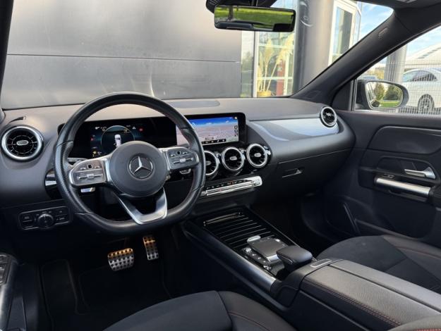 MERCEDES-BENZ GLA 200 d AMG Line  