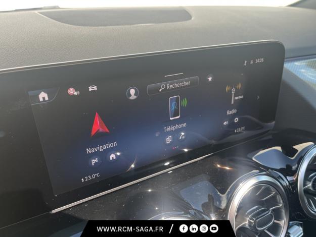 MERCEDES-BENZ GLA 180 d AMG Line  GLA 180 d AMG Line