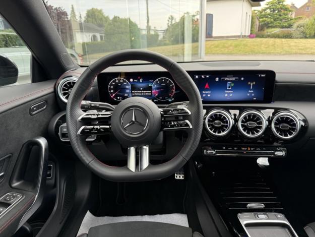 MERCEDES-BENZ CLA 180 SB AMG Pack Night Facelift  