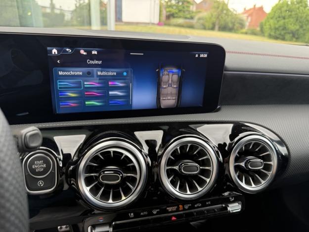 MERCEDES-BENZ CLA 180 SB AMG Pack Night Facelift  