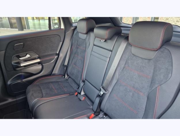 MERCEDES-BENZ GLA 250 e Hybrid EQ AMG Line  GLA 250 e Hybrid EQ AMG Line