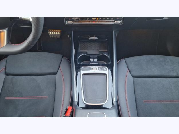 MERCEDES-BENZ GLA 250 e Hybrid EQ AMG Line  GLA 250 e Hybrid EQ AMG Line