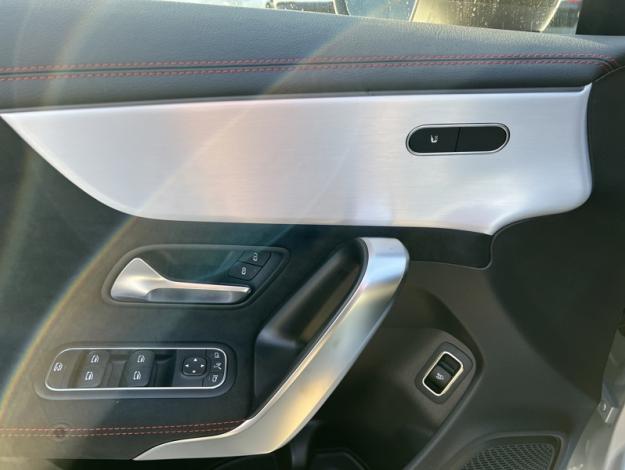MERCEDES-BENZ CLA 180 Star Edition coupe - SAGA Huy (+32 85 23 69 00) 