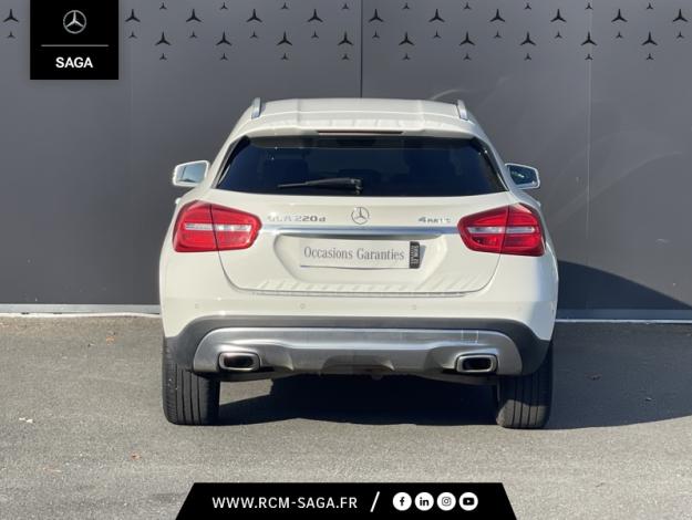 MERCEDES-BENZ GLA 220 d 4MATIC Sport Utility Vehicle  
