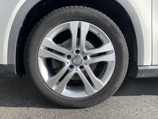 MERCEDES-BENZ GLA 220 d 4MATIC Sport Utility Vehicle  