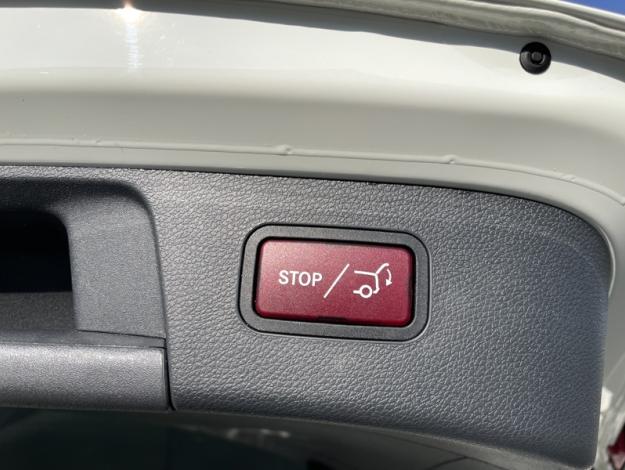 MERCEDES-BENZ GLA 220 d 4MATIC Sport Utility Vehicle  