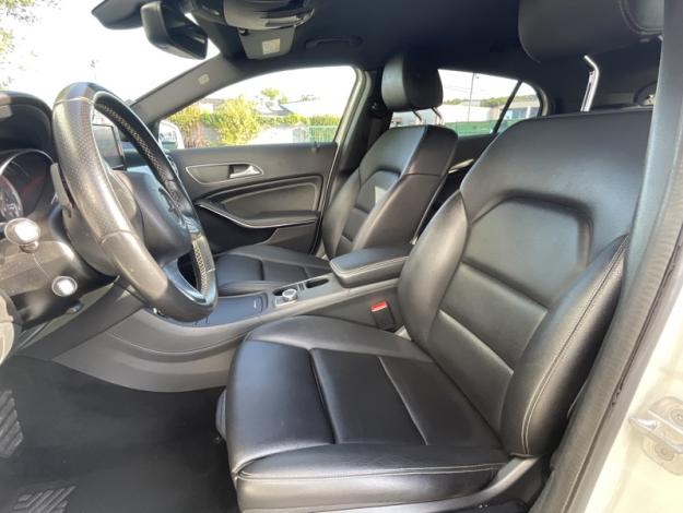 MERCEDES-BENZ GLA 220 d 4MATIC Sport Utility Vehicle  