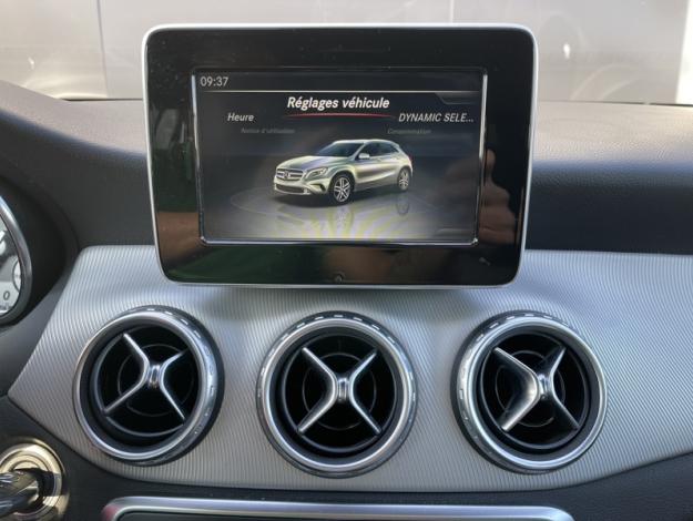 MERCEDES-BENZ GLA 220 d 4MATIC Sport Utility Vehicle  