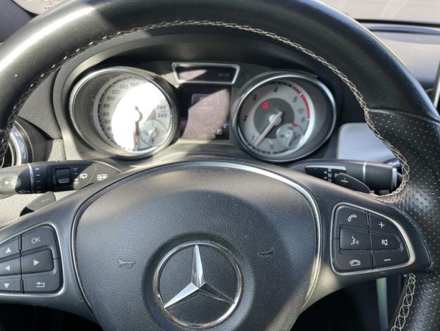 MERCEDES-BENZ GLA 220 d 4MATIC Sport Utility Vehicle  
