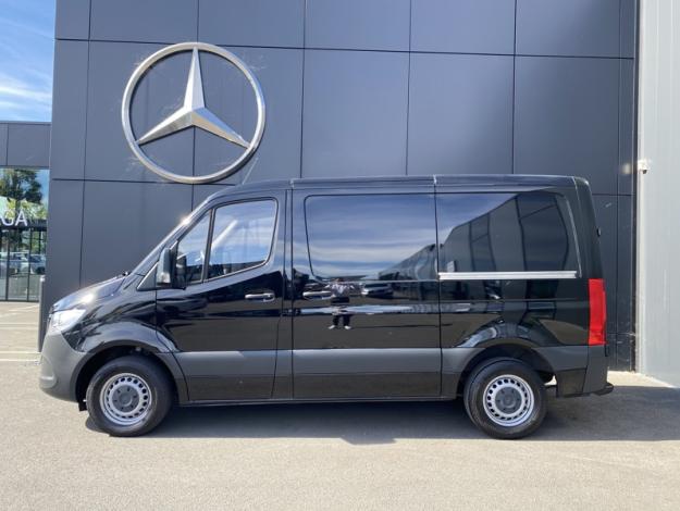 MERCEDES-BENZ Sprinter 215 CDI Fourgon Compact  SPRINTER 215 FG 33 3,0t FIRST Traction