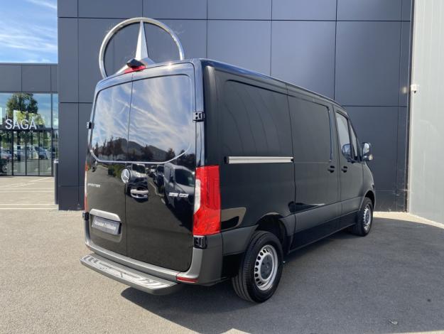 MERCEDES-BENZ Sprinter 215 CDI Fourgon Compact  SPRINTER 215 FG 33 3,0t FIRST Traction