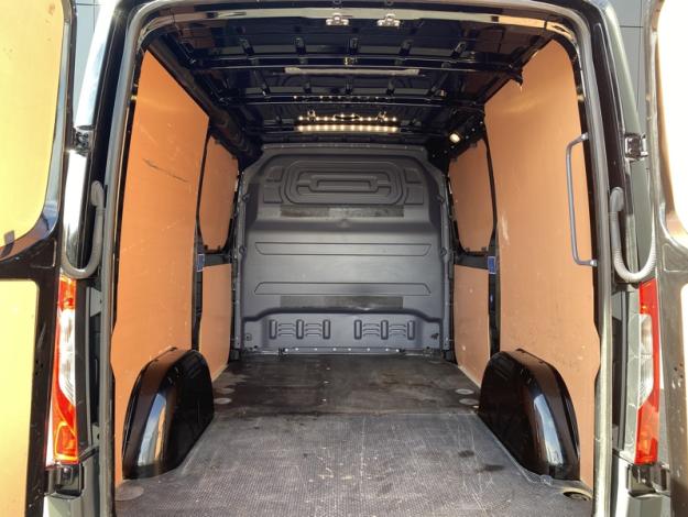 MERCEDES-BENZ Sprinter 215 CDI Fourgon Compact  SPRINTER 215 FG 33 3,0t FIRST Traction
