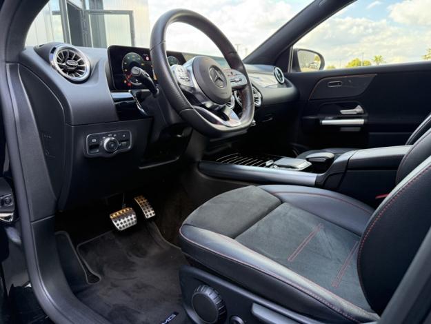 MERCEDES-BENZ GLA 200 d AMG Line  